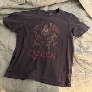 Abercrombie Queen Graphic Tee